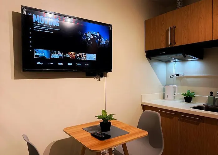 Citispace 1br Condotel At Ridgewood Towers Near Bgc Airport #rw11a Apartment *